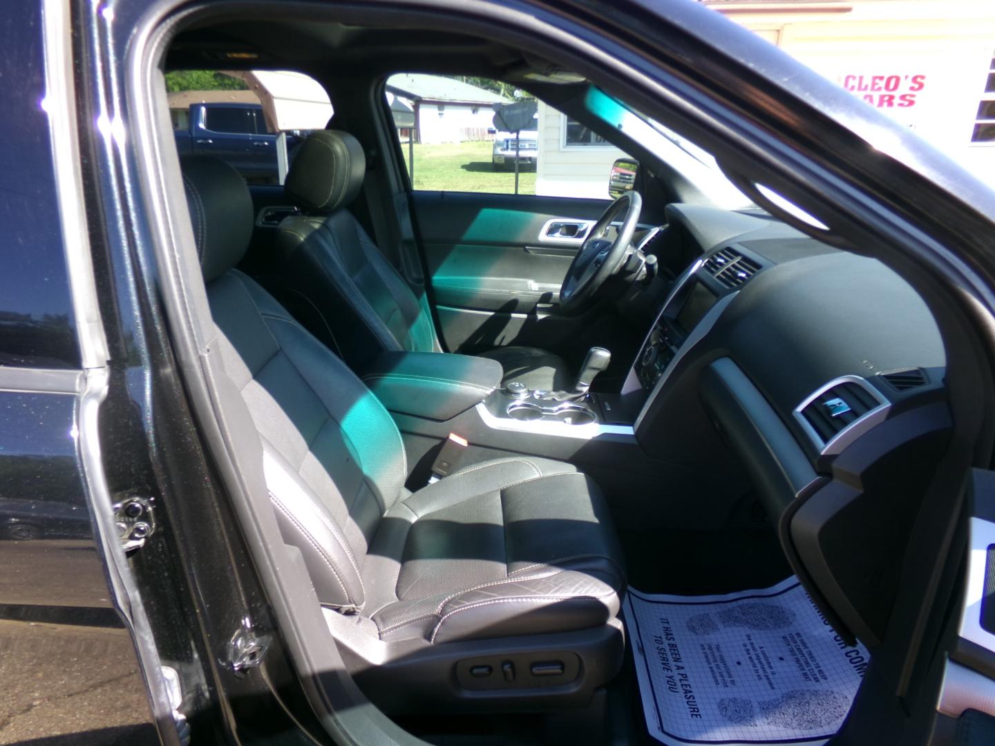 2015 Tuxedo Black Metallic /Black Ford Explorer Sport (1FM5K8GT1FG) with an 3.5L V6 Ecoboost engine, automatic transmission, located at 401 First NE, Bearden, AR, 71720, (870) 687-3414, 33.726528, -92.611519 - Photo#25